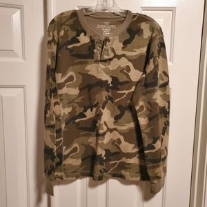NWOT Men's Faded Glory Henley Camo Shirt - Medium